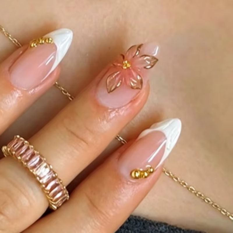 Nail Art Red Wine Cat Eye - 24枚入り アーモンド型 つけ爪 ワインレッド キャッツアイ 花柄