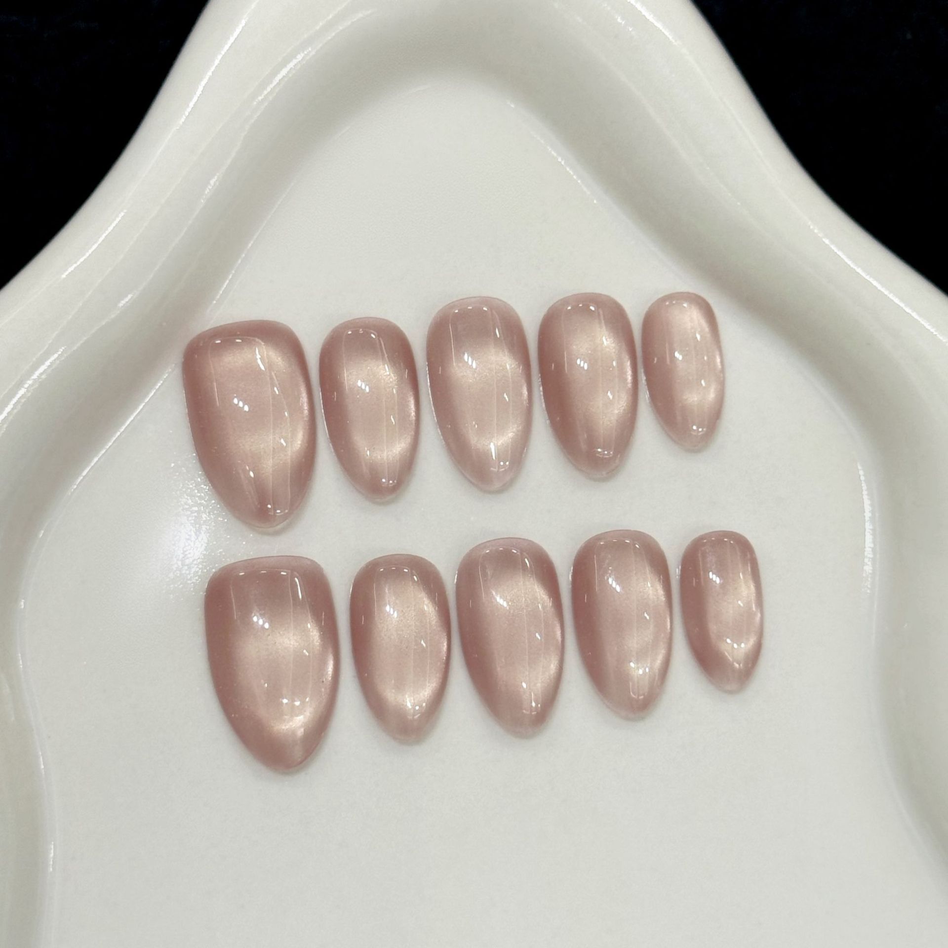 10枚入り ハンドメイド つけ爪 ソリッドカラー グロッシー - Nail Art Fake のレビューと価格