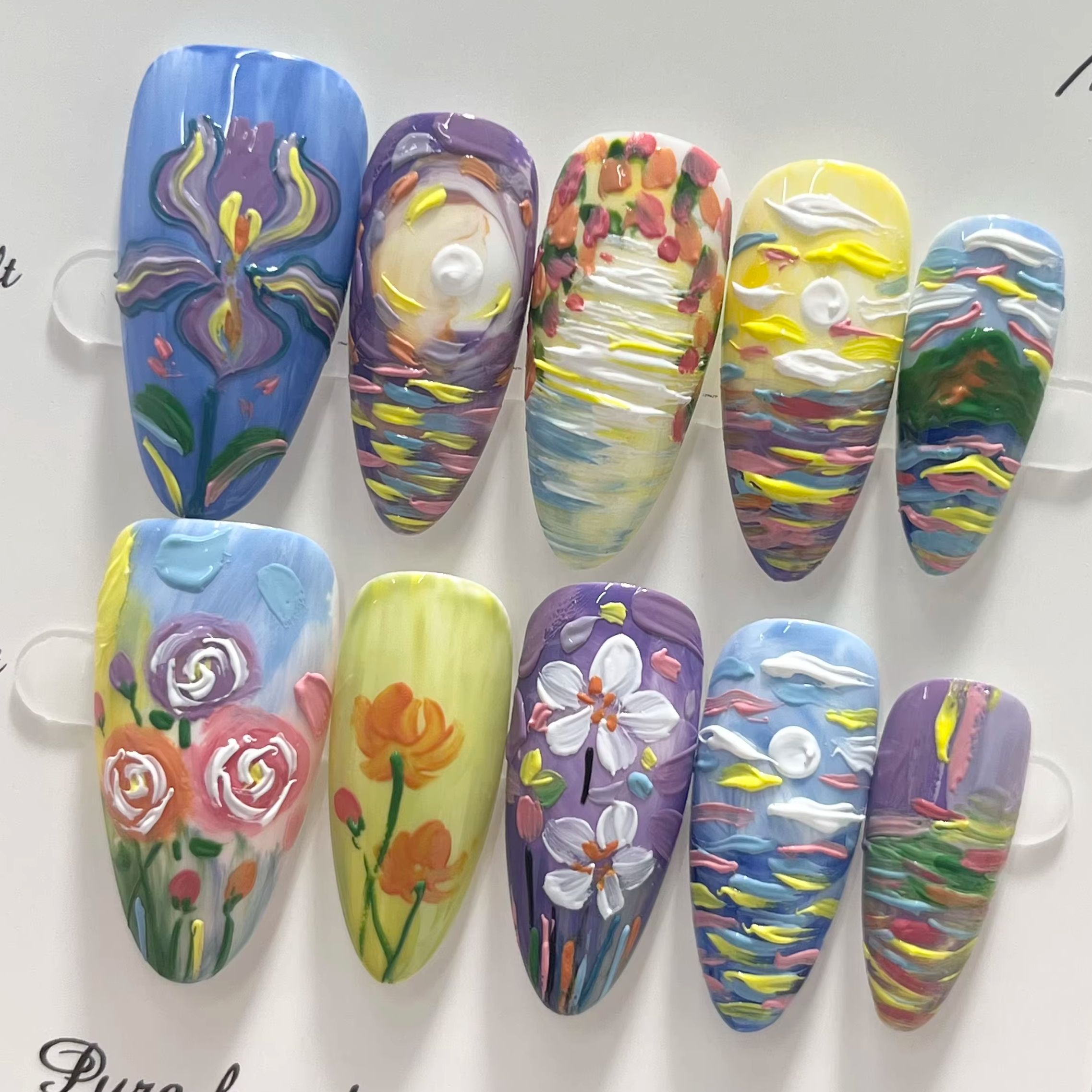 アーモンドシェイプのゴッホの星空アイリスの花柄デザイン、手描 - Nail Art Van Gogh のレビューと価格